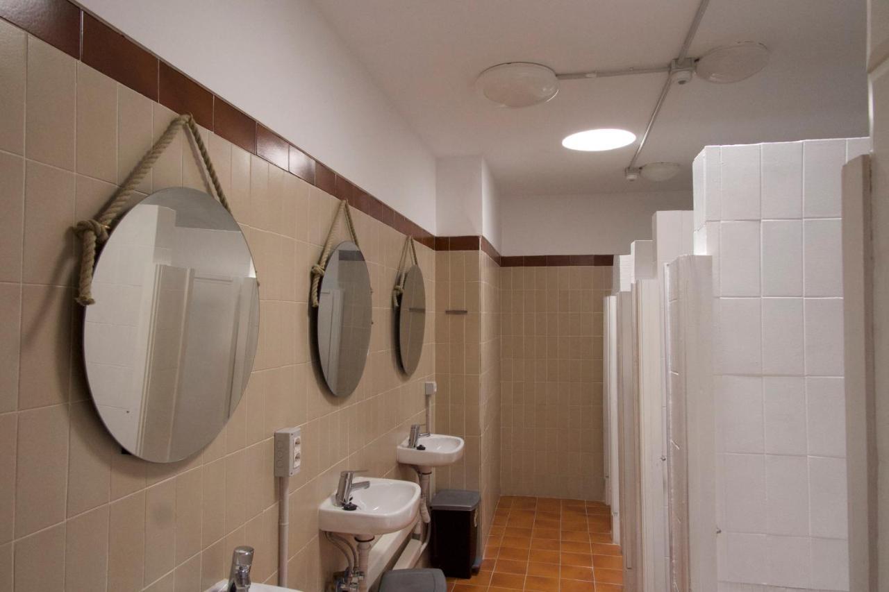 Las Eras Nest Hostel エクステリア 写真